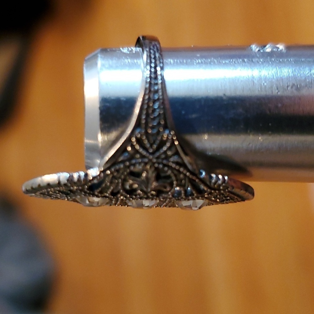 Sterling Silver Ring - Picture 3 of 6